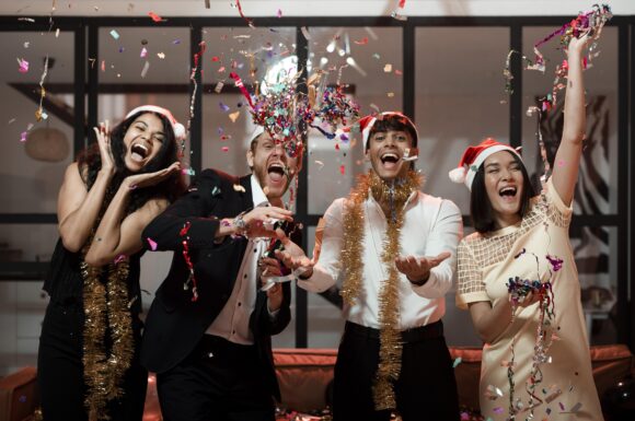 ¿Tu empresa está lista para brillar? Descubre por qué una fiesta de fin de año puede transformar tu cultura organizacional